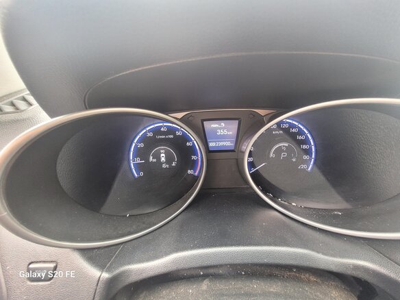2010 Hyundai ix35 I, серый, 1050000 рублей - вид 13
