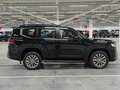 2021 Toyota Land Cruiser 300 Series, чёрный, 7280000 рублей - вид 3