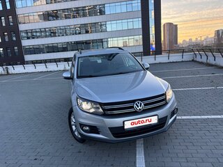2015 Volkswagen Tiguan I Рестайлинг, серебристый, 1750000 рублей, вид 1