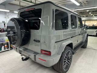 2026 Mercedes-Benz G-Класс AMG 63 AMG II (W465) Рестайлинг, серый, 34900000 рублей, вид 3