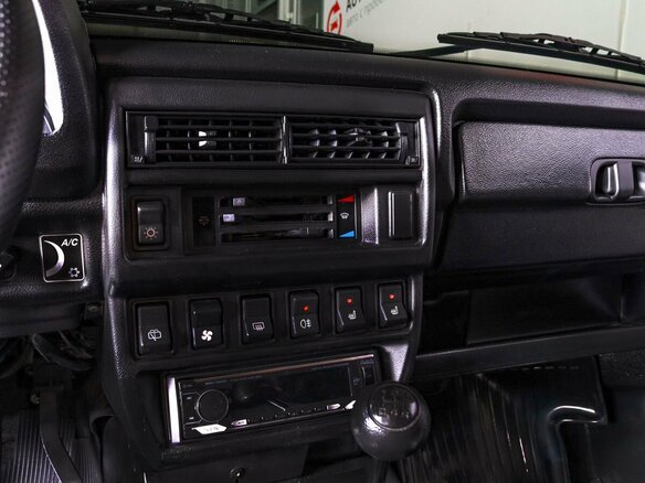 2019 Lada (ВАЗ) 2121 (4x4) Urban I Рестайлинг, серебристый, 680000 рублей - вид 9