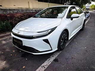2026 Toyota Corolla XII (E210) Рестайлинг 2, белый, 1452000 рублей, вид 1