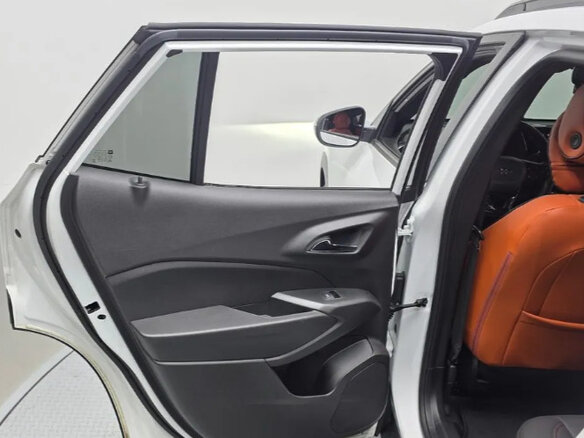 2023 Chevrolet Trax II, белый, 1347000 рублей - вид 10