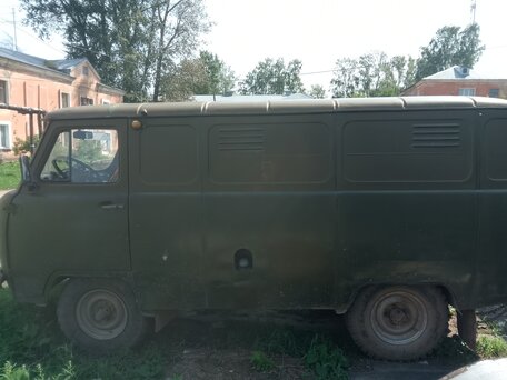 1992 УАЗ 3741, зелёный, 140000 рублей, вид 1