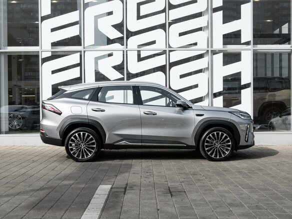 2026 Geely Galaxy M7, серый, 3832500 рублей - вид 4