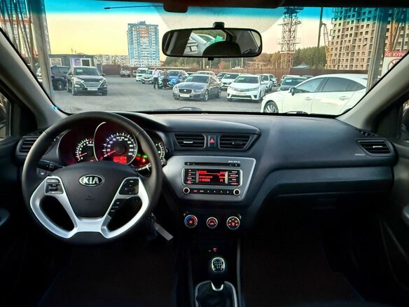 2016 Kia Rio III Рестайлинг, коричневый, 1089000 рублей - вид 15