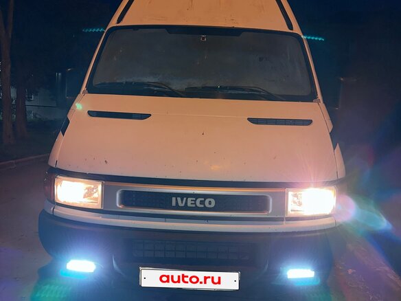 2003 Iveco Daily, белый, 960000 рублей - вид 4