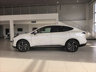 2026 GAC Hyptec HT, белый, 5999000 рублей, вид 2