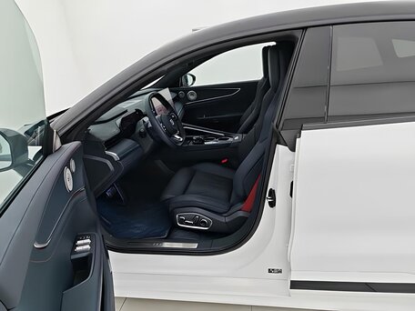 2026 Zeekr 001 103 kWh I Рестайлинг 2, белый, 11350000 рублей, вид 5