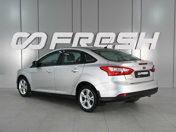 2014 Ford Focus III, серый, 880000 рублей - вид 1