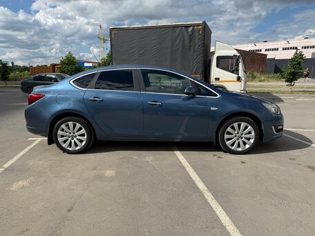 2013 Opel Astra J Рестайлинг, синий, 895000 рублей, вид 5