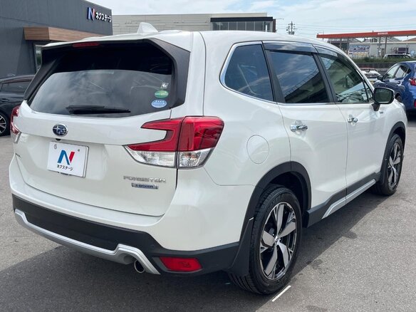 2023 Subaru Forester V Рестайлинг, белый - вид 5