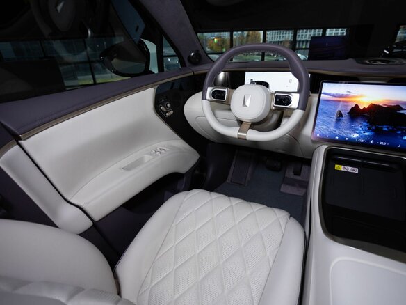 2026 Avatr 11 116 kWh I Рестайлинг, белый, 8990005 рублей - вид 12