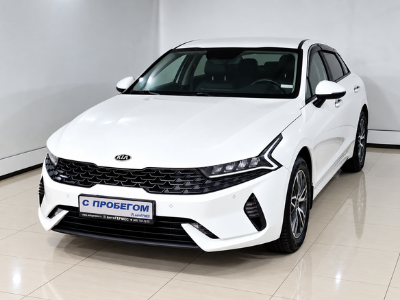 2021 Kia K5 III, белый