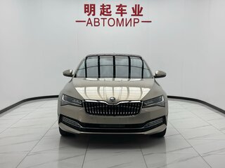 2023 Skoda Superb III Рестайлинг, бежевый, 2247000 рублей, вид 1