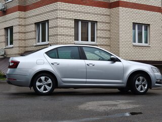 2019 Skoda Octavia III (A7) Рестайлинг, серебристый, 1370000 рублей, вид 3