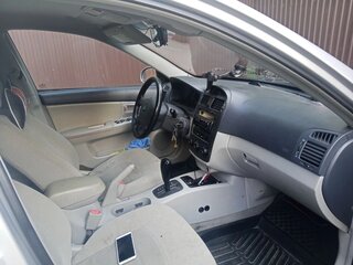 2006 Kia Cerato I, серебристый, 365000 рублей, вид 5
