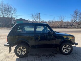 2024 Lada (ВАЗ) Niva Legend I, зелёный, 900000 рублей, вид 2