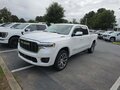 2026 Ram 1500 Crew Cab V Рестайлинг, белый, 10160000 рублей - вид 1