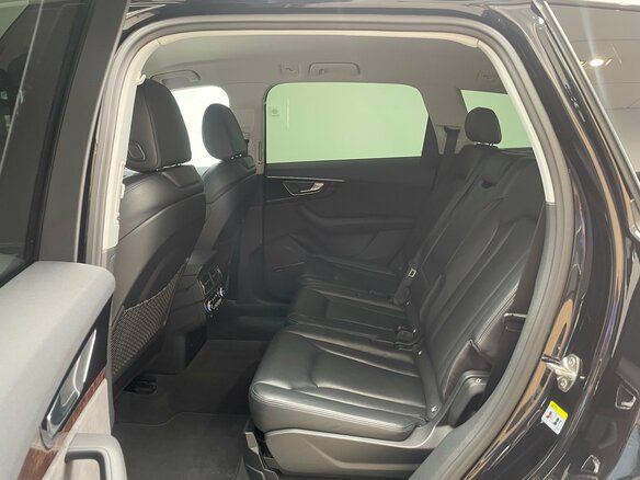 2016 Audi Q7 II (4M), чёрный, 4190000 рублей - вид 34