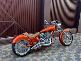 2009 Harley-Davidson Softail Custom, оранжевый, 1150000 рублей, вид 3