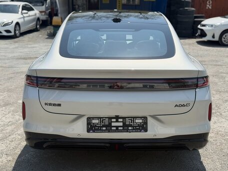 2026 Changan Qiyuan A06 28.39 kWh, серебристый, 2590000 рублей, вид 5