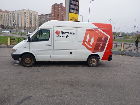 2014 Mercedes-Benz Sprinter, белый, 1000000 рублей