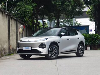 2026 Changan Qiyuan Q05 51.9 kWh II, серебристый, 2800000 рублей, вид 1
