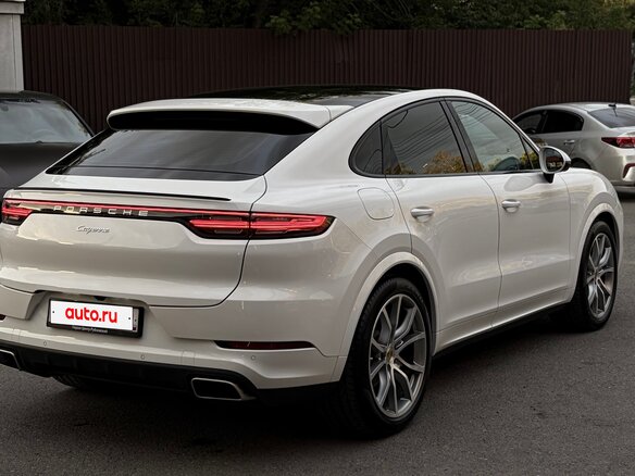 2020 Porsche Cayenne Coupé III, белый, 8500000 рублей - вид 2
