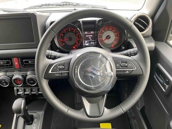 2025 Suzuki Jimny IV, бежевый, 2200000 рублей - вид 9