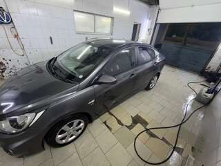 2012 Hyundai Solaris I, серый, 1200000 рублей, вид 5