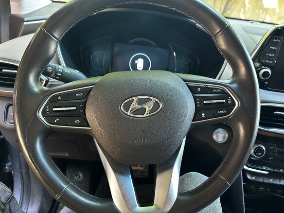 2018 Hyundai Santa Fe IV, серый, 1650000 рублей - вид 9