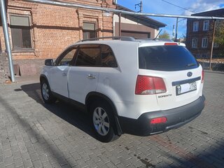 2012 Kia Sorento II Рестайлинг, белый, 1430000 рублей, вид 3