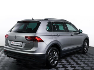2017 Volkswagen Tiguan II, серебристый, 1790000 рублей, вид 5