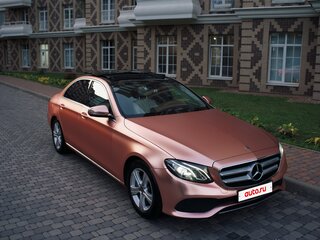2017 Mercedes-Benz E-Класс 200 V (W213, S213, C238), золотистый, 3927000 рублей, вид 1