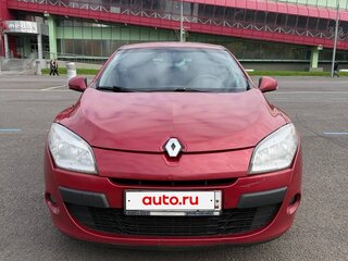 2012 Renault Megane III, красный, 825000 рублей, вид 3
