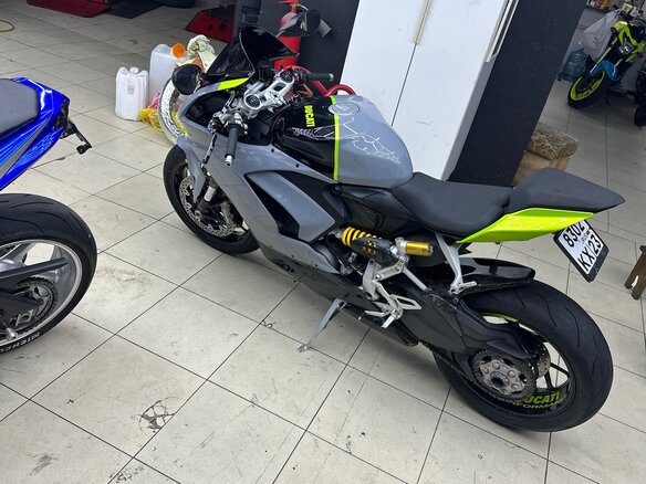 2022 Ducati Panigale V2, голубой, 1400000 рублей - вид 6