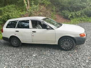 2002 Nissan AD II, белый, 175000 рублей, вид 4