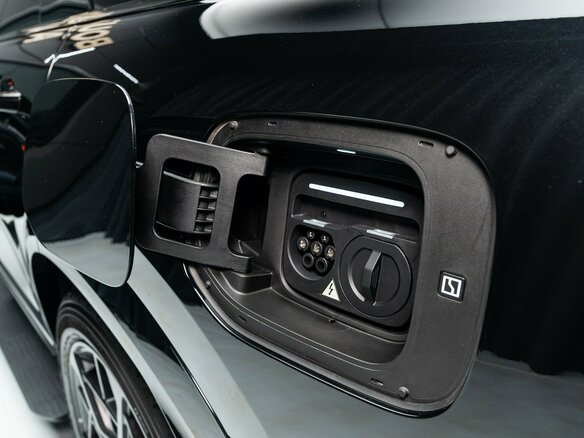 2026 Zeekr 9X 70 kWh, чёрный, 13990000 рублей - вид 28