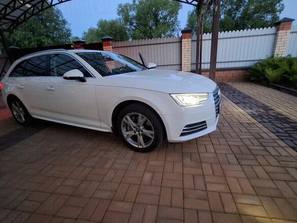 2018 Audi A4 V (B9), белый, 2250000 рублей