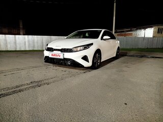 2021 Kia K3 II, белый, 1900000 рублей, вид 3