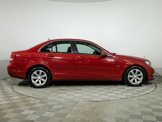 2011 Mercedes-Benz C-Класс 180 BlueEFFICIENCY III (W204) Рестайлинг, красный, 1179000 рублей, вид 4