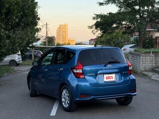 2019 Nissan Note e-Power II Рестайлинг, синий, 1265000 рублей, вид 4