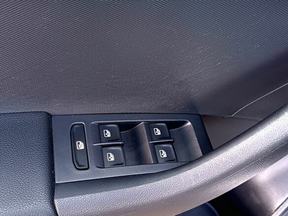 2018 Skoda Rapid I Рестайлинг, серебристый, 1519000 рублей - вид 16