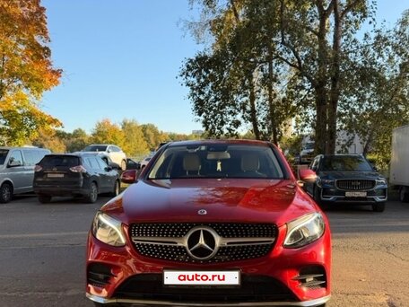 2017 Mercedes-Benz GLC Coupe 300 I (C253), красный, 3750000 рублей, вид 2