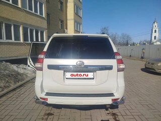 2017 Toyota Land Cruiser Prado 150 Series Рестайлинг 1, белый, 4500000 рублей, вид 3
