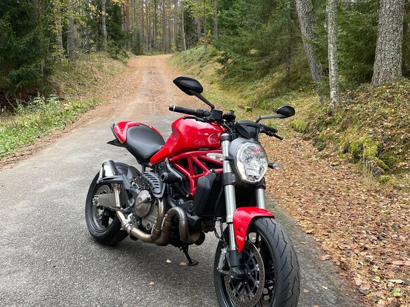2015 Ducati Monster 821, красный, 649000 рублей - вид 1