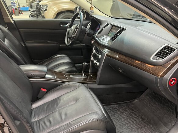 2011 Nissan Teana II (J32) Рестайлинг, чёрный, 1290000 рублей - вид 3