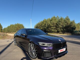 2019 BMW 7 серии 730d xDrive VI (G11/G12) Рестайлинг, фиолетовый, 6600000 рублей, вид 4