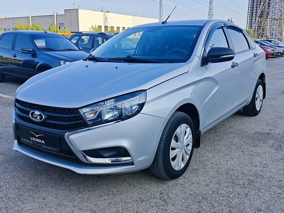 2021 Lada (ВАЗ) Vesta I, серый - вид 2